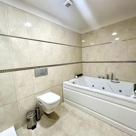 La Casita De Zamorano & Jacuzzi Feriehus *